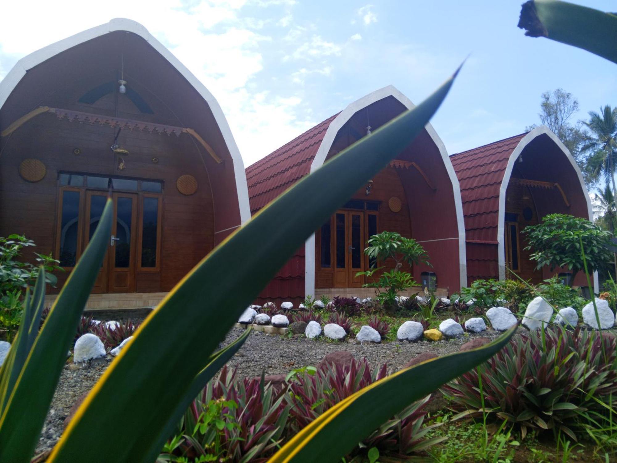 Indah Damai Cottages Sidomukti Экстерьер фото
